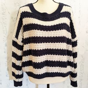 Knitted striped long sleeve top
